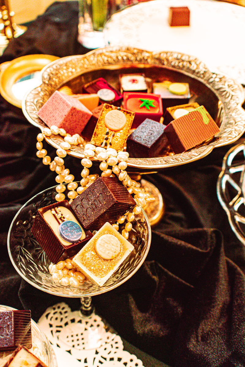 Valentine's Day Collection Shipping 2026